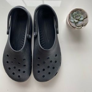 Black Crocs